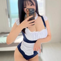 메이드 유토리 셀카