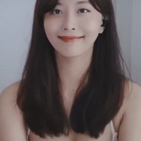 동백 오일 클리닉 묵직한 가슴골 BJ 미모