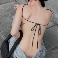 올 여름 유행 여자 패션