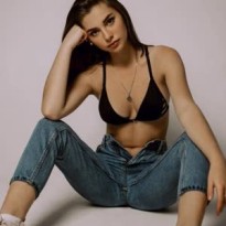 우크라이나 모델 Irina Sivalnaya