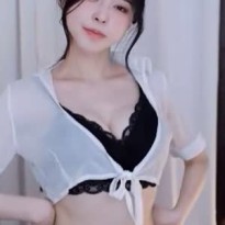 채빵 검은 브라넷 가슴 무브먼트