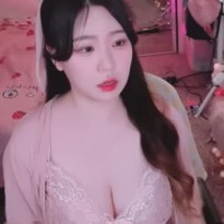 BJ 여은빛 육덕진 몸매 가슴골