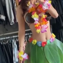 원주민룩 입은 오또맘