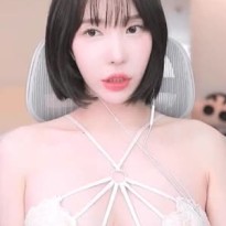 홀더넥 가슴골 겨우디