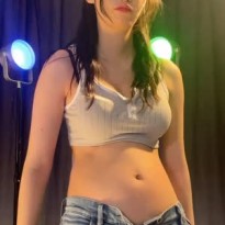 마젠타 다양한 각도로 보여주니 너무 좋네