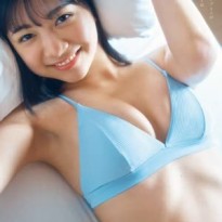 06년생 그라비아 모델 이마모리 마야