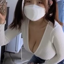 송아지 젖주는 묵직한 가슴 벨벳 ㅊㅈ