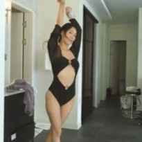 수영복 입은 상태에서 속옷 벗는 누나 스푸닝 은지