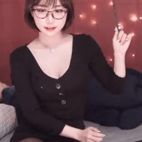 안경 선배 에디린 검스